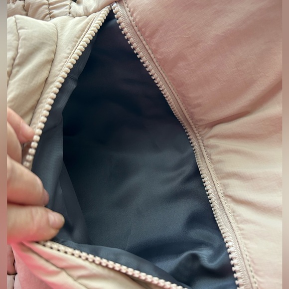 Free People Quilted Backpack in off white EUC - Picture 8 of 9